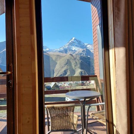 Отель Kazbegi Twins Экстерьер фото